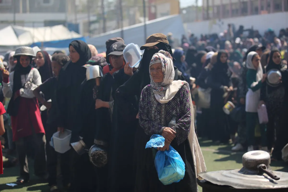 100,000 children are vulnerable to death within days if infantry does not enter immediately
Arabausa