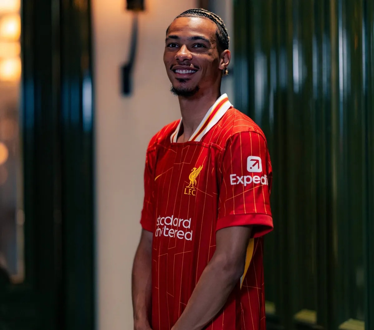 I aspire to be a multi -task player in Liverpool
Arabausa