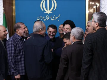 The iranian government seeks to contain anger at the plan to tighten electronic control
 arabausa