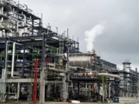 Trump warning to russia brings out the high oil prices
 arabausa