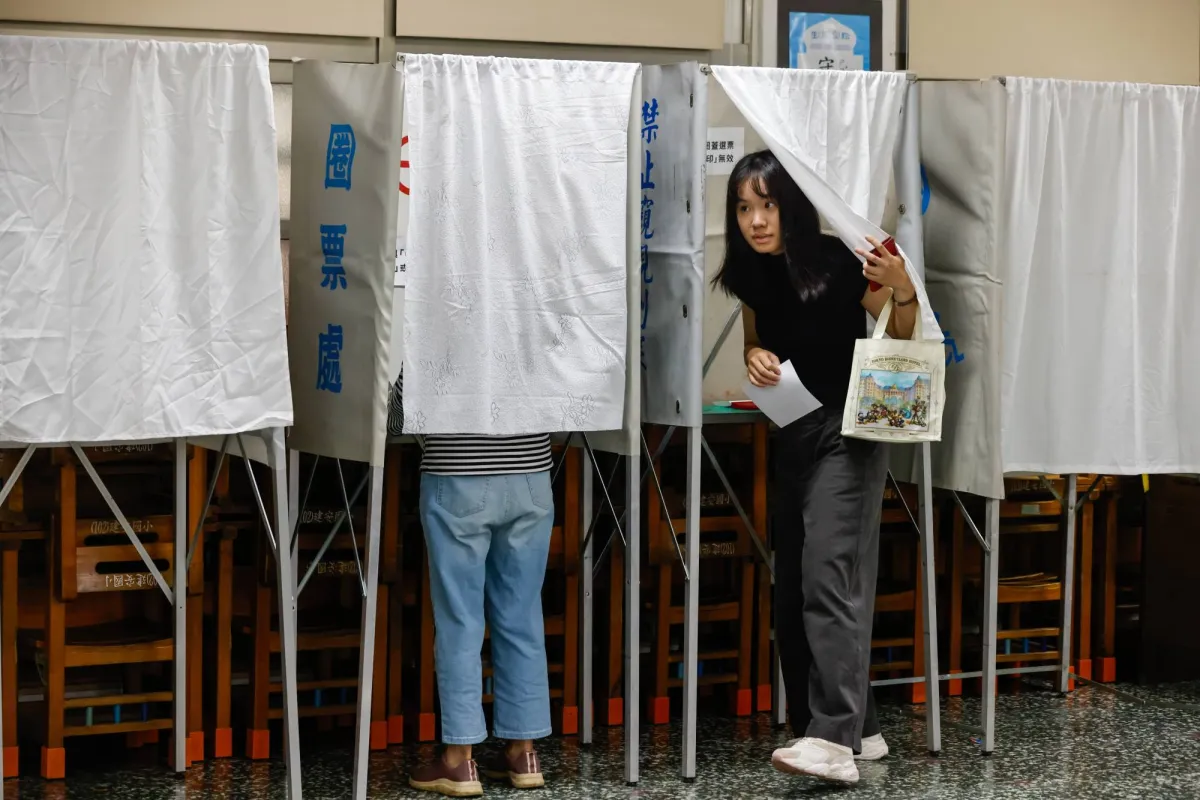 A vote to isolate five parliamentarians, amid charges of Chinese intervention
Arabausa