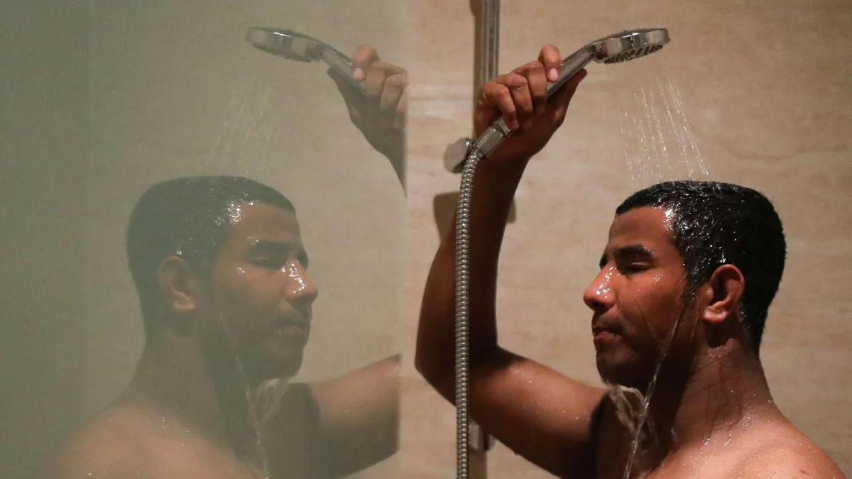 Do you want to sleep better? ... take a shower at this time
Arabausa