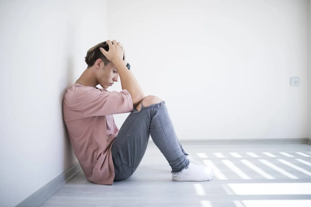 Warning signs before suicide risk
Arabausa