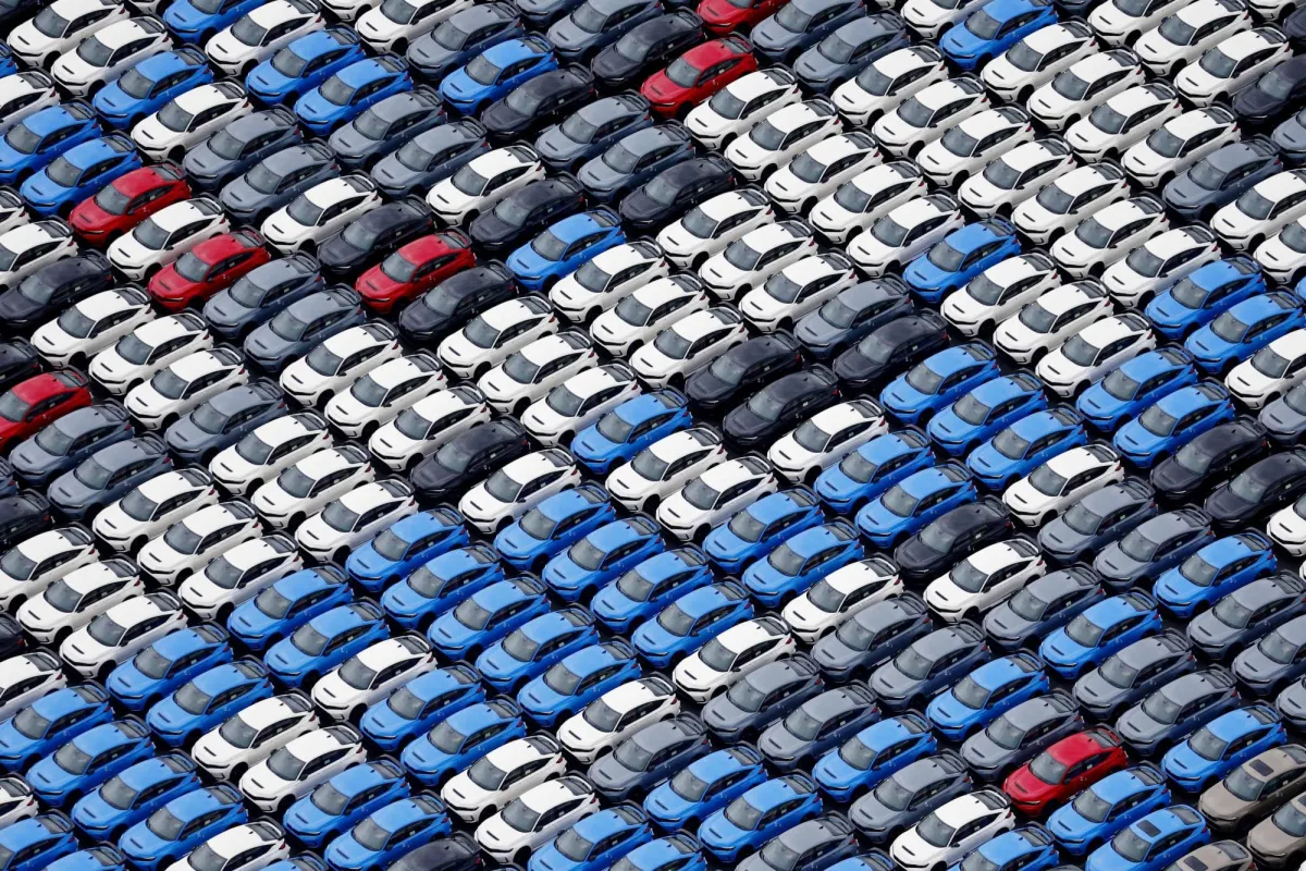 Japan seek to press Washington to apply lower car fees
Arabausa