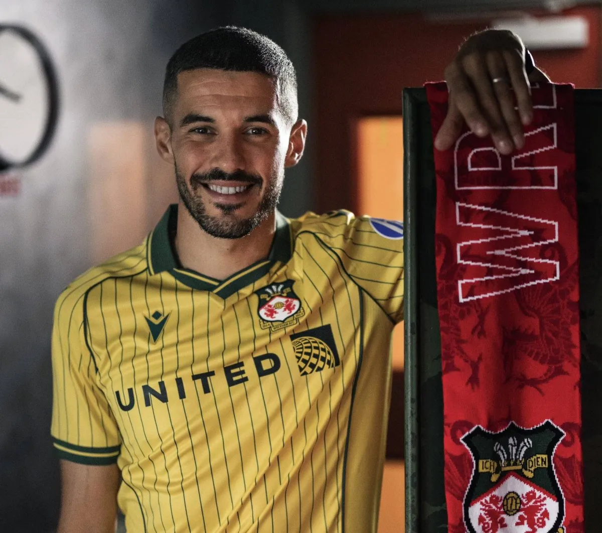 Rexham will support his ranks with "city" town "
Arabausa