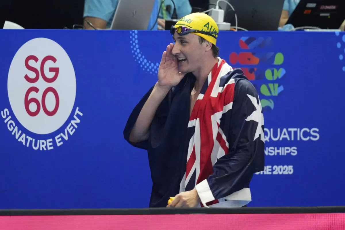 "Naked World Cup": McFoy live the joy of "double"
Arabausa