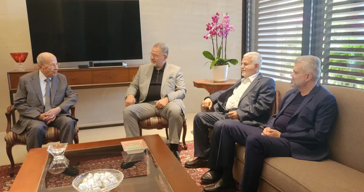 "Hezbollah" anticipate the lobanese government session to adhere to their position
Arabausa