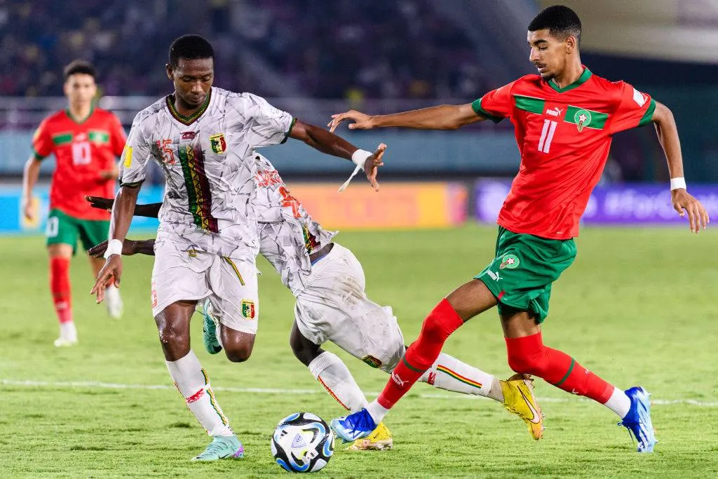 AJAX natural contracts with the two Zakaria brothers and Abdullah Wazan

 Arabausa