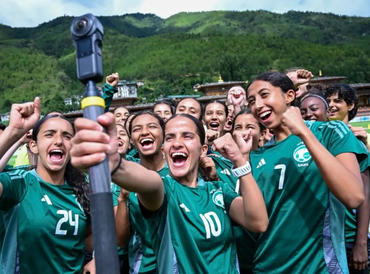 Thursday Look for a lot of Asia Asia Asia for young and young women
Arabausa