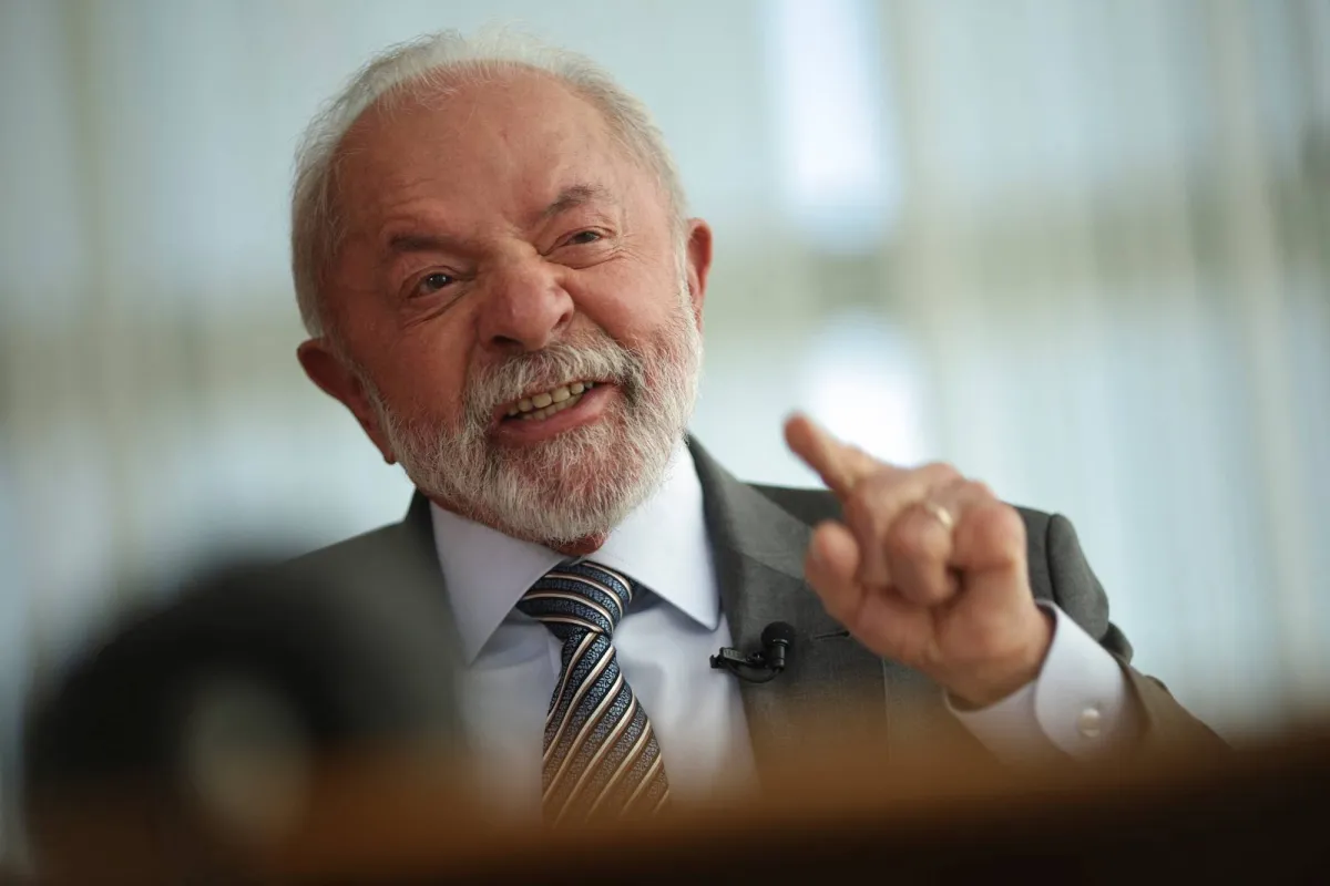 Brazilian president refuses to "humiliate" call the batron because of the customs duties
Arabausa