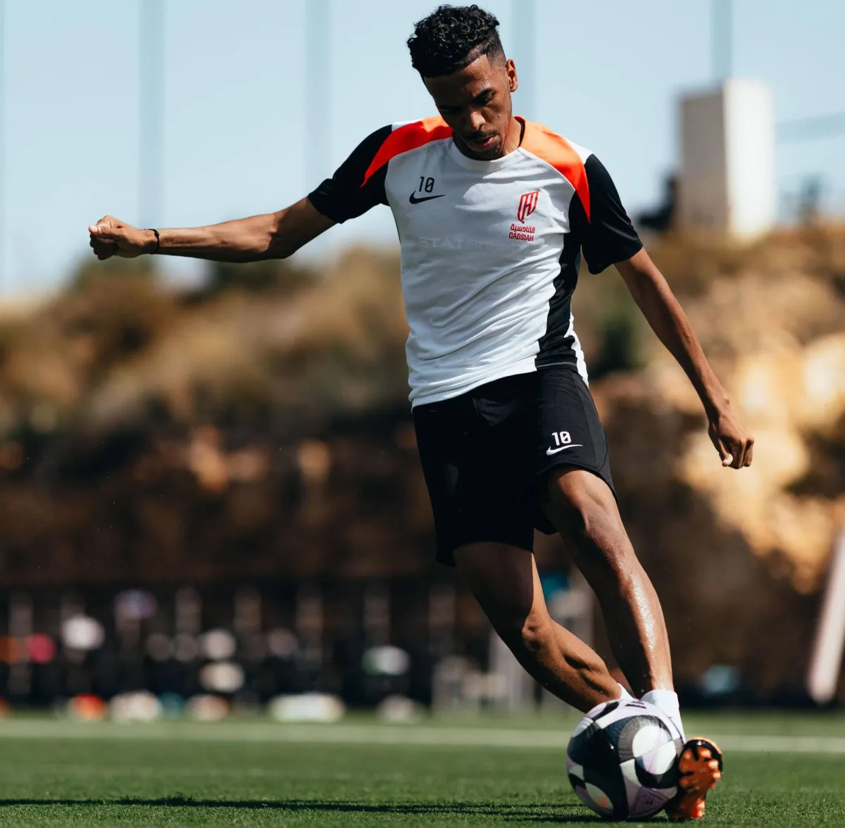 Al -Qadisiyah has cleared the Ready of Al -Jawair and Rate before Al -ahly site
Arabausa