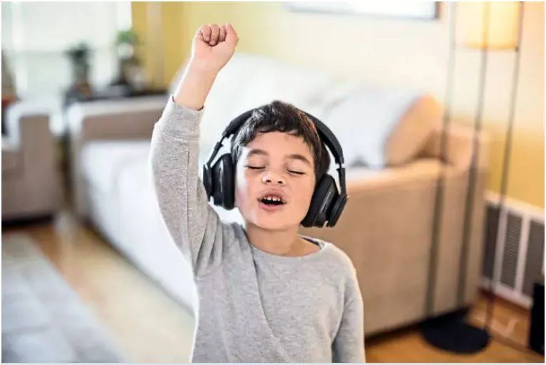 Music help children kids perceive feelings at first age
Arabausa