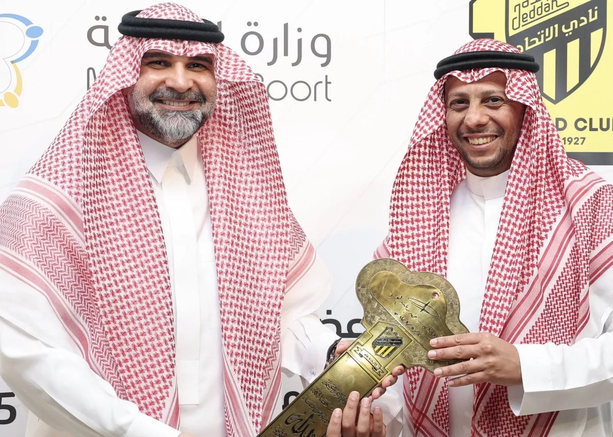 How did Fahd do his first day in the federation?
Arabausa