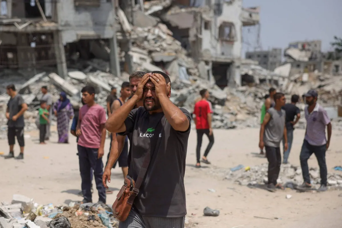 Israeli Army is Gaza and approve the attack plan
Arabausa