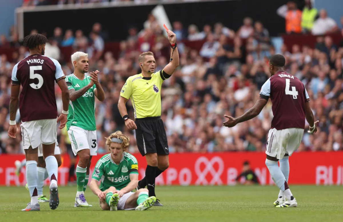 Ten players ... Aston Villa has negatively linked with Newcastle
Arabausa