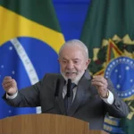 There wasn't from from Silva Invit Trump to visit Brazil after you have thick fees

 Arabausa