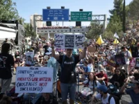 Millions of demonstration and hits that prevail in Israel

 Arabausa