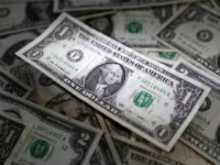 Dollar stability before Trump-Zellinski's meeting

 Arabausa