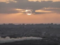 18 Palestinians were killed by an Israelian destination of the displaced expert and help in Gaza

 Arabausa