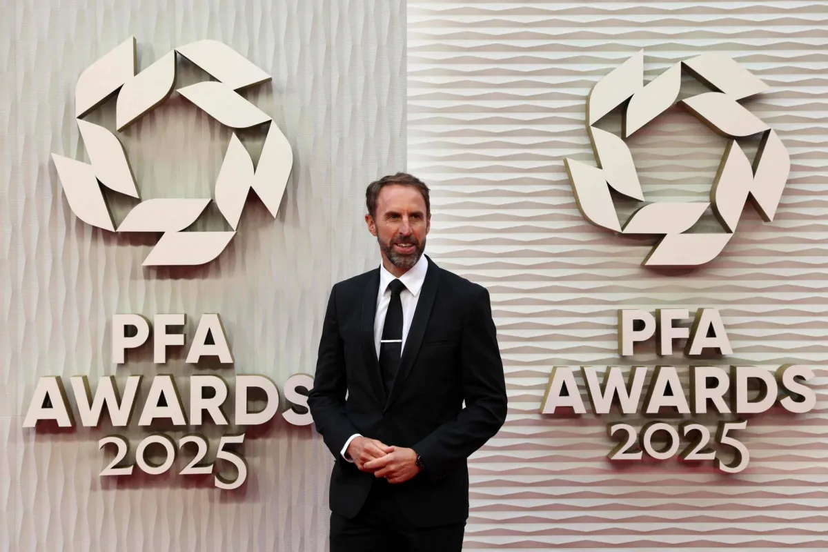 Southgate and Haiz has earned the merit prize for professional player association
Arabausa