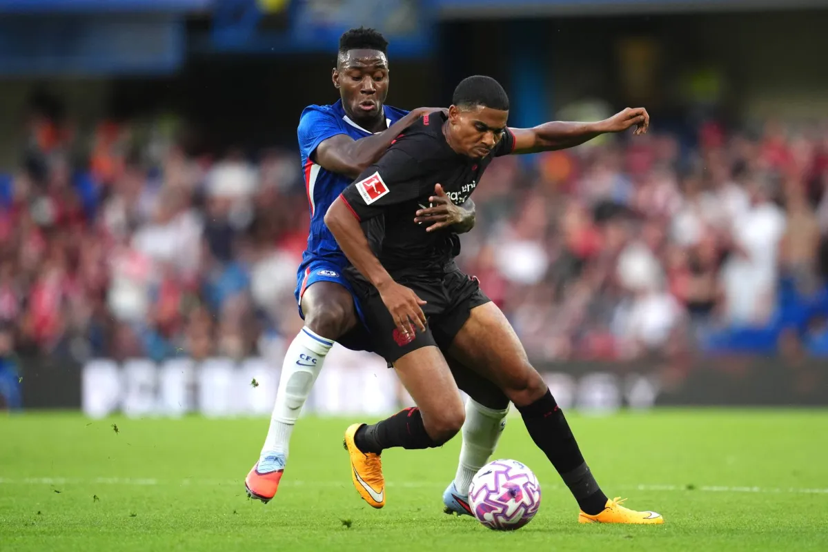 Bournemoutth contracts with the morecann adly from leverkusen

 Arabausa