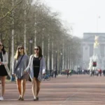 What do we know about the trend of walking "6-6-6) and his benefits to lose the heart and health of the heart?

 Arabausa