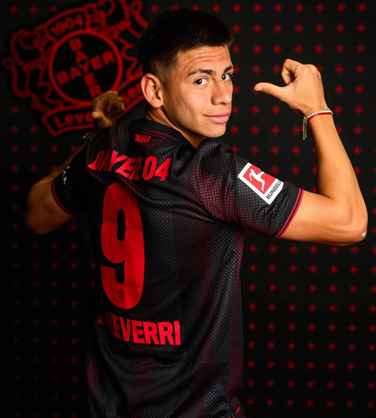 Against contracts of Leverkusen with Argentine Talent, tissue
Arabausa