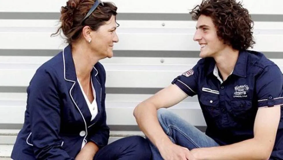 Rabio's mother attacks to Marseille after the dispension with the son
Arabausa