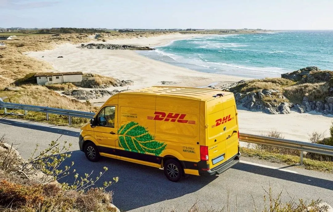 German and french feed imposes in the parcels of sending in America
Arabausa