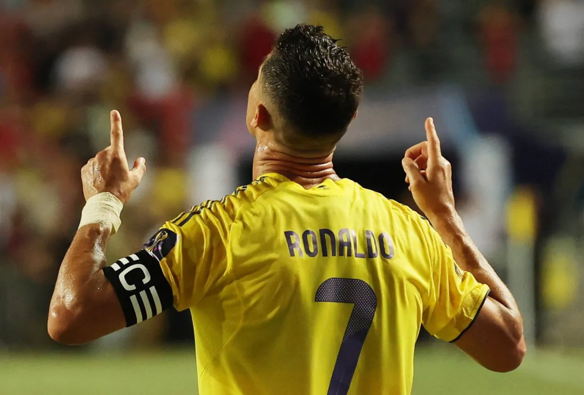 A new achievement entire ... cristiano ronaldo entered the club "quartet centenial"

 Arabausa