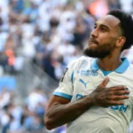 Audameyang's records twice and five

 Arabausa