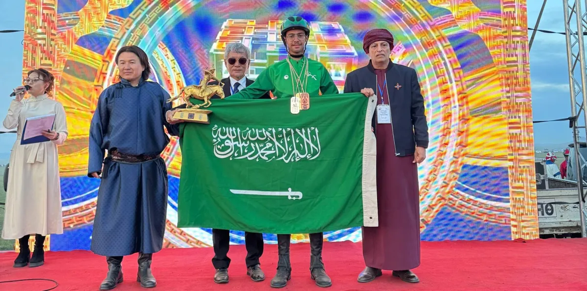 Al -Saududi Al -tamimi is the hero of the world in "shooting from the horse's side"
Arabausa