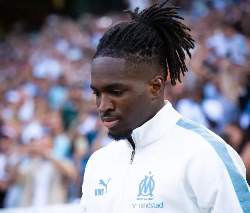 Roy starting from Marseilles after a room room

 Arabausa