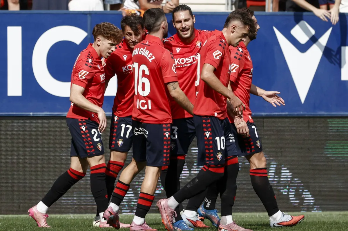 Osasuna defeat ten players from valencia
Arabausa