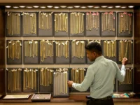 Gold declined with the anticipation of the American inflation data

 Arabausa