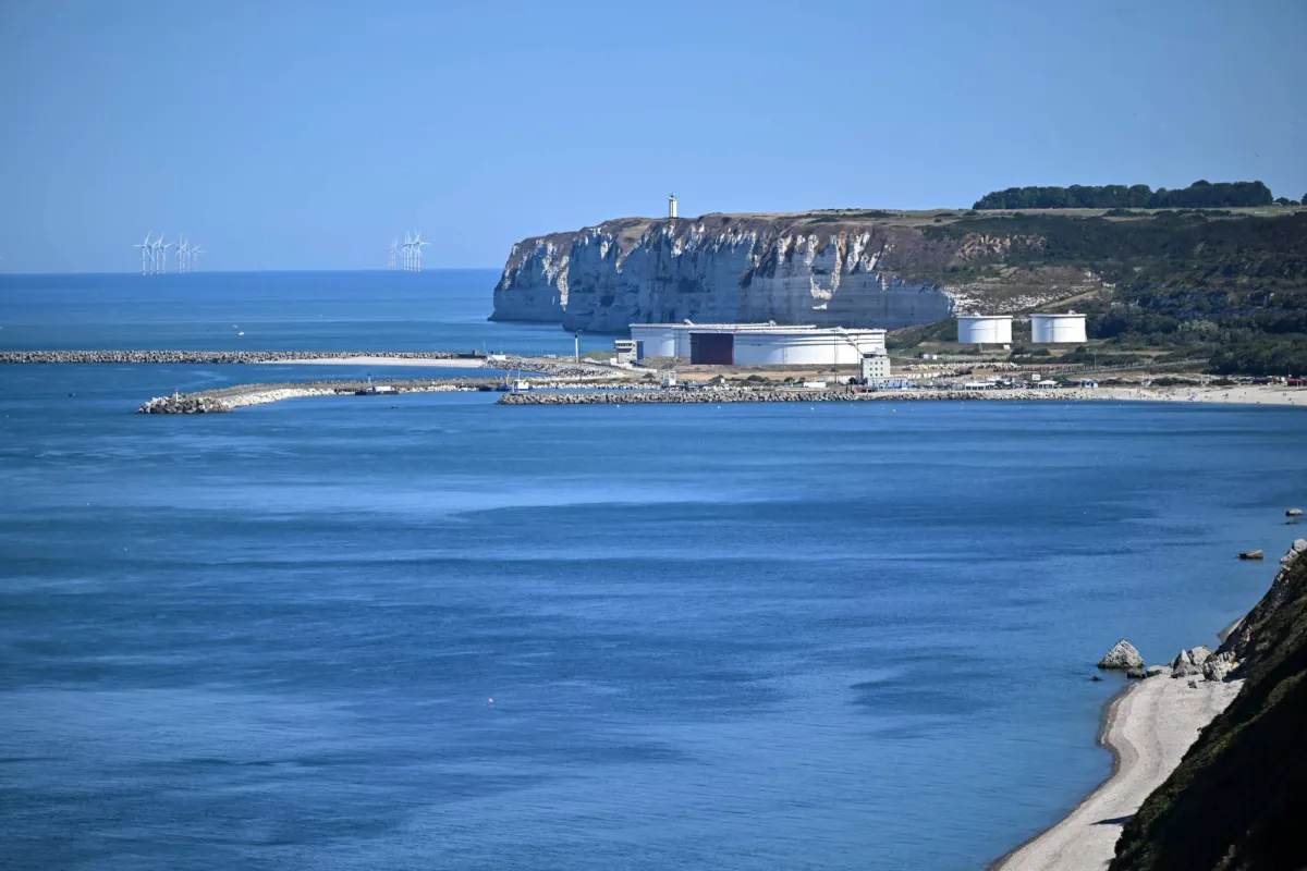 Oil is declining because of concerns about russian supplies
Arabausa