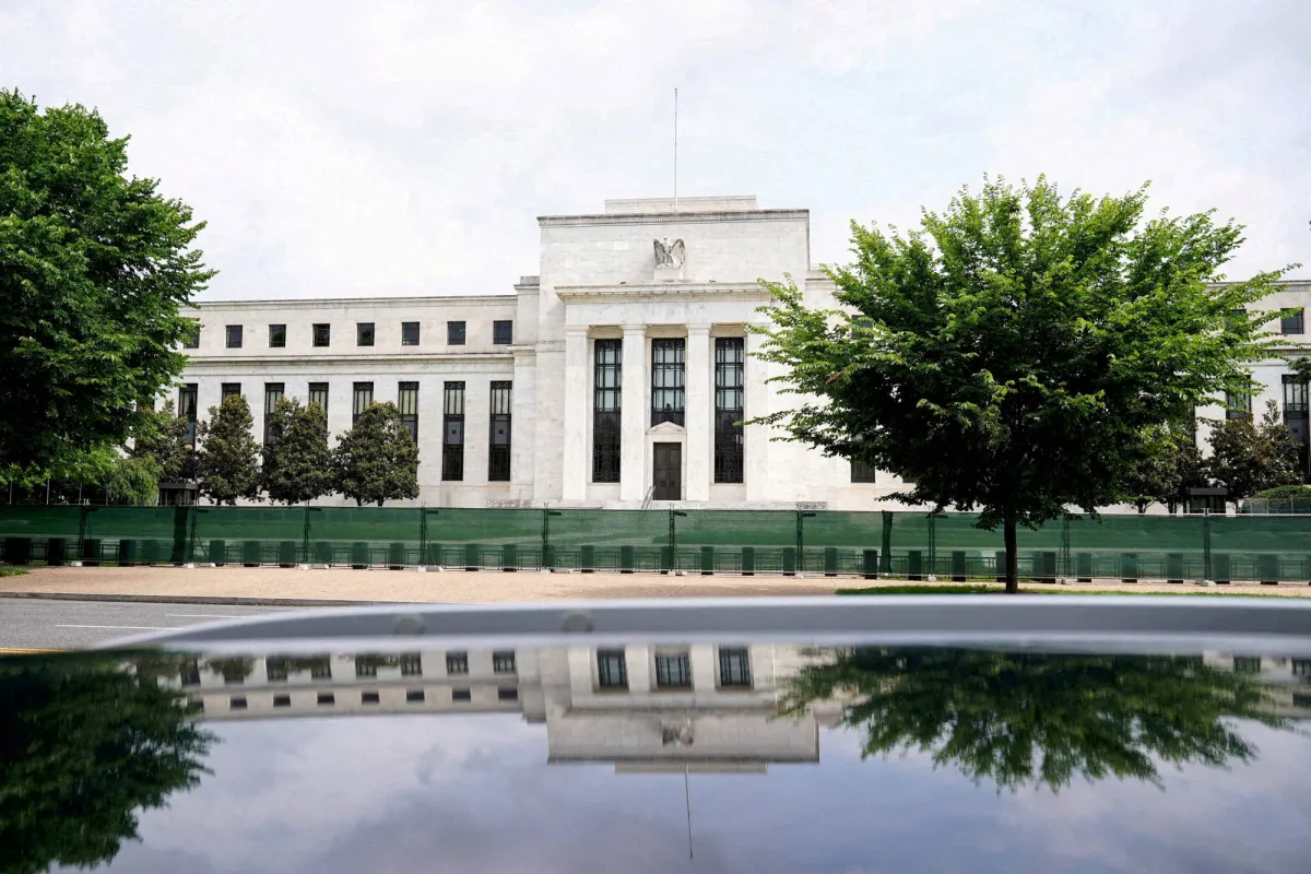 Why are the independence of the "Federal Reserve" from the White House required?
Arabausa
