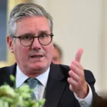 The first British Minister accuses Russia to slow the peace process of the peace in Ukrainian

 Arabausa