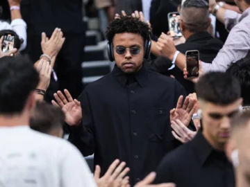 Investigate the racist abuse of the juventus player

 Arabausa