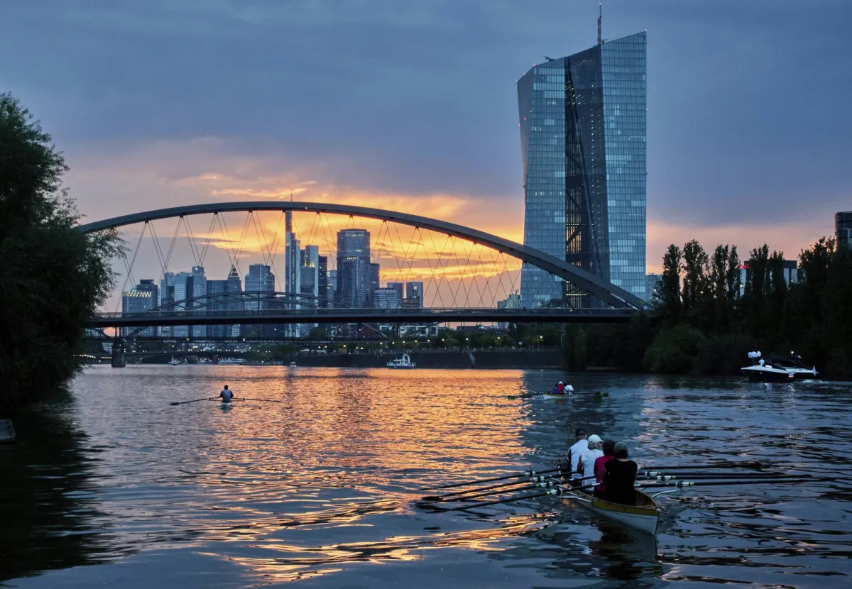 European Union is considering canceling fees on American goods in response to Trump's questions
Arabausa