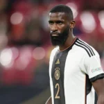 The German coach breaks rudigger and exclude healthy

 Arabausa