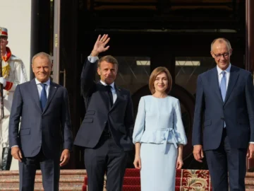Mrtz, macron and tosk would be accession to the European Union

 Arabausa