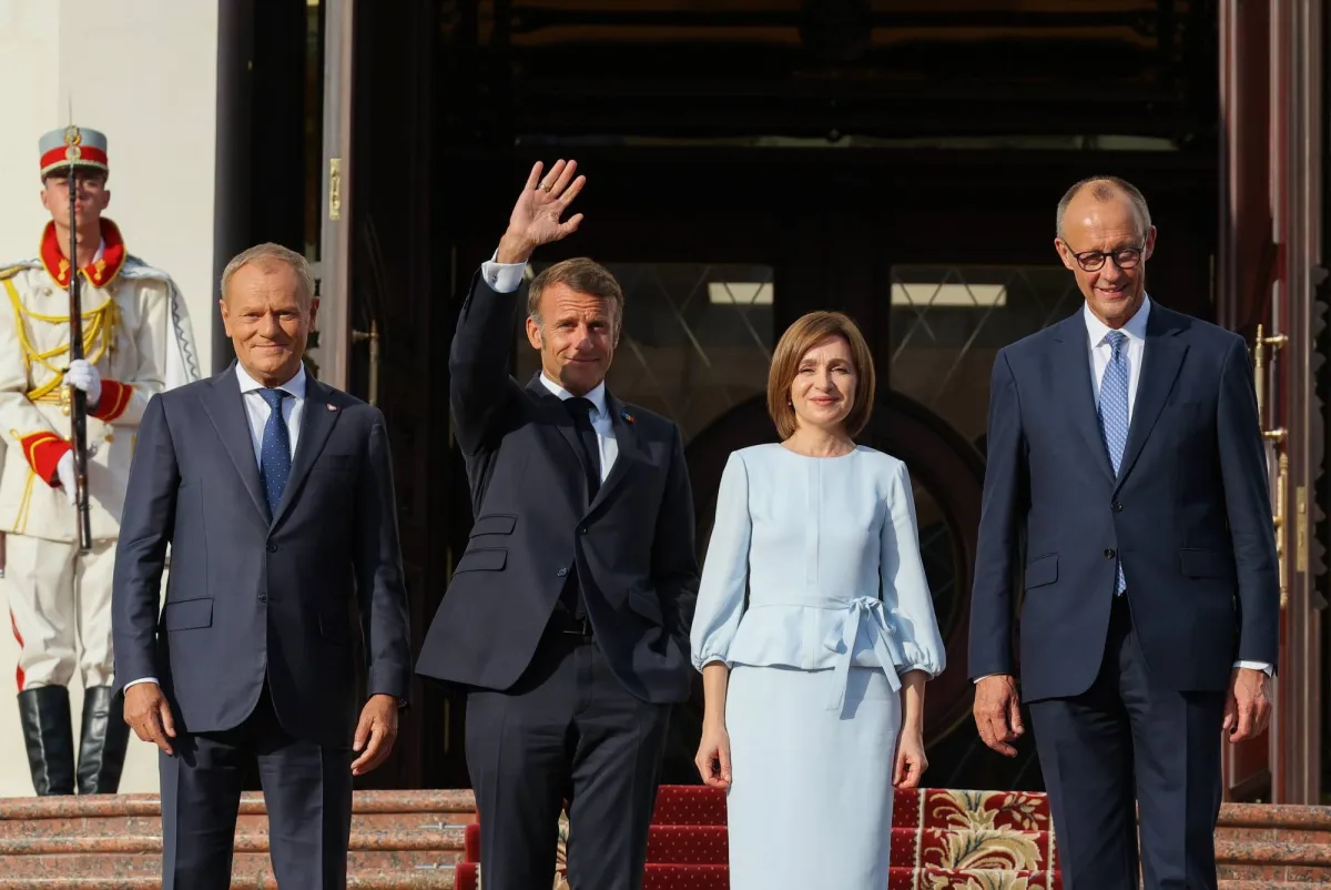 Mrtz, macron and tosk would be accession to the European Union
Arabausa