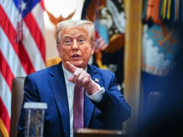 Trump has kept a meeting in the BLAIR and Kushner's presence

 Arabausa