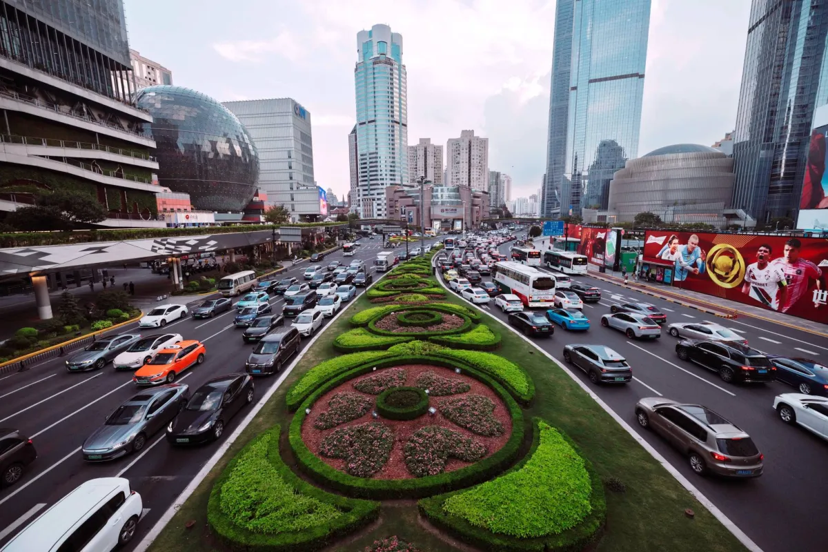 The Chinese trader actor on Washington Road to "Talk not official"

 Arabausa