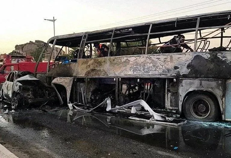 18 people were killed in a bus in wai in algerian capital

 Arabausa