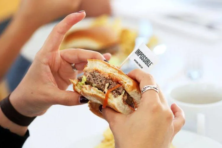 7 Reasons you are pushing you to make you hungry
Arabausa