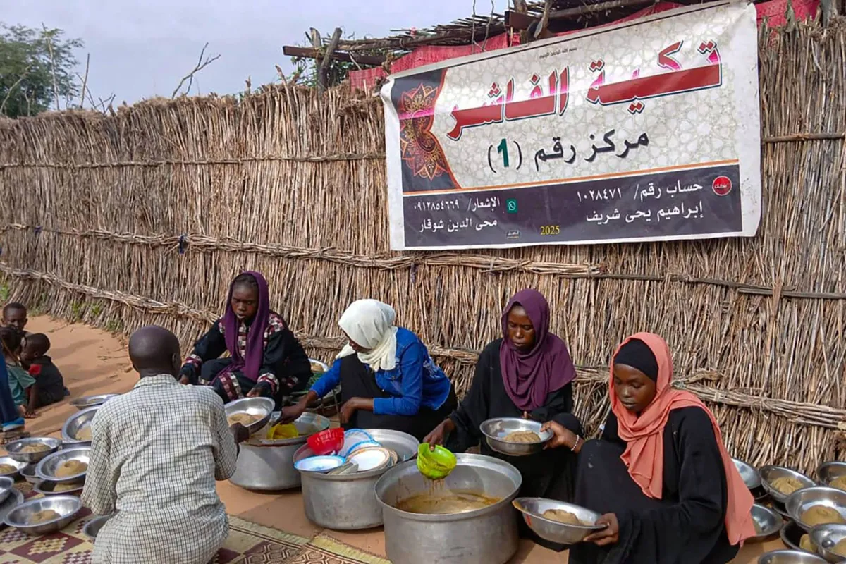 A convoy of a convoy of the "World food program" in Darfur
Arabausa