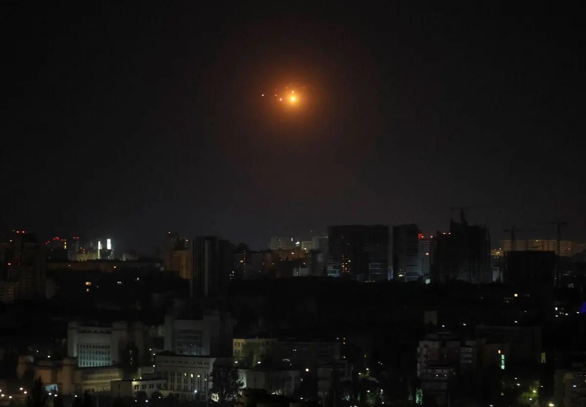 A long Russian environment on the marks on the hypilor of Ukraine and violent in KYIV

 Arabausa