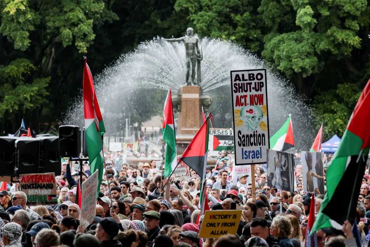 After the bridge of the March 11 ... massive demonstrations in australia to support Palestinini (photo)
Arabausa